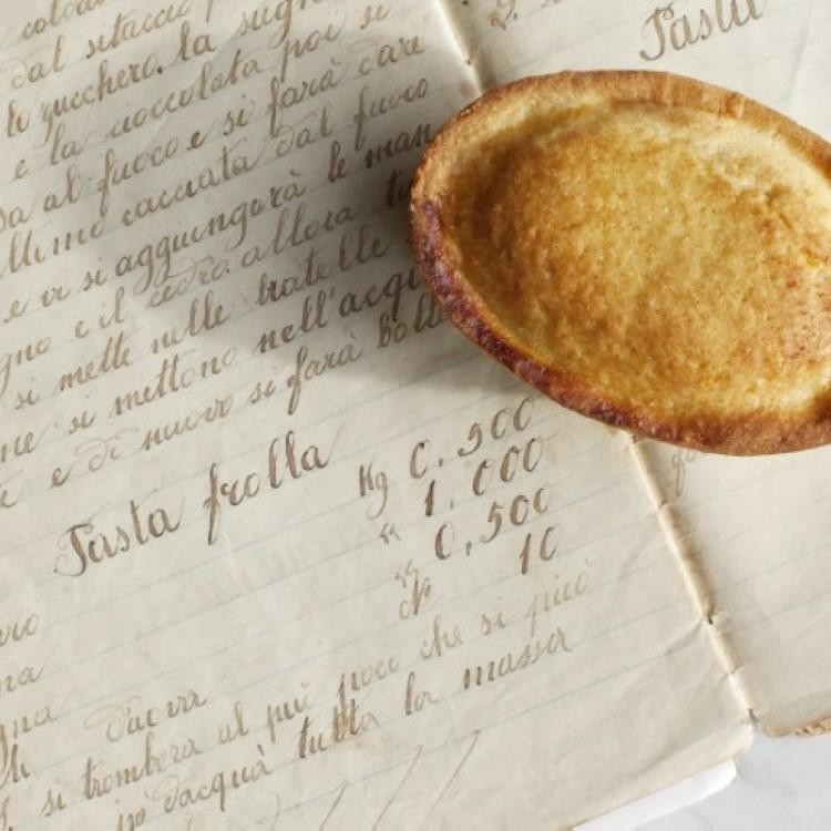 PASTICCIOTTO CREMA E AMARENA