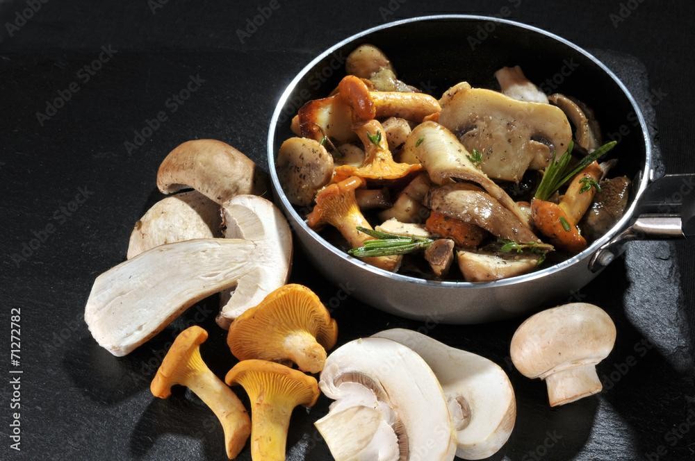 FUNGHI MISTI COCKTAIL CON PORCINI